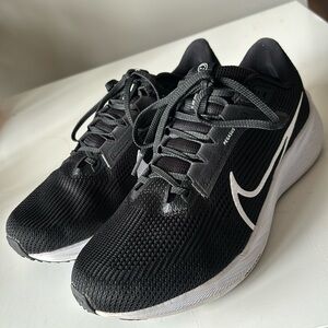 Nike Pegasus 40 Size 7.5 Men’s Extra Wide Road Running Shoes